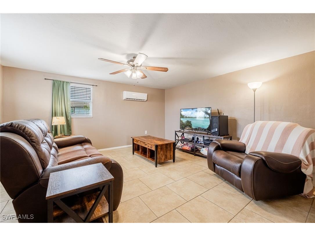 2184 Barry Drive Fort Myers FL 33907 225026859 image14