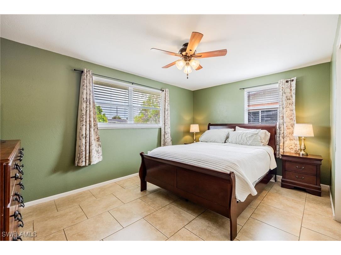 2184 Barry Drive Fort Myers FL 33907 225026859 image21