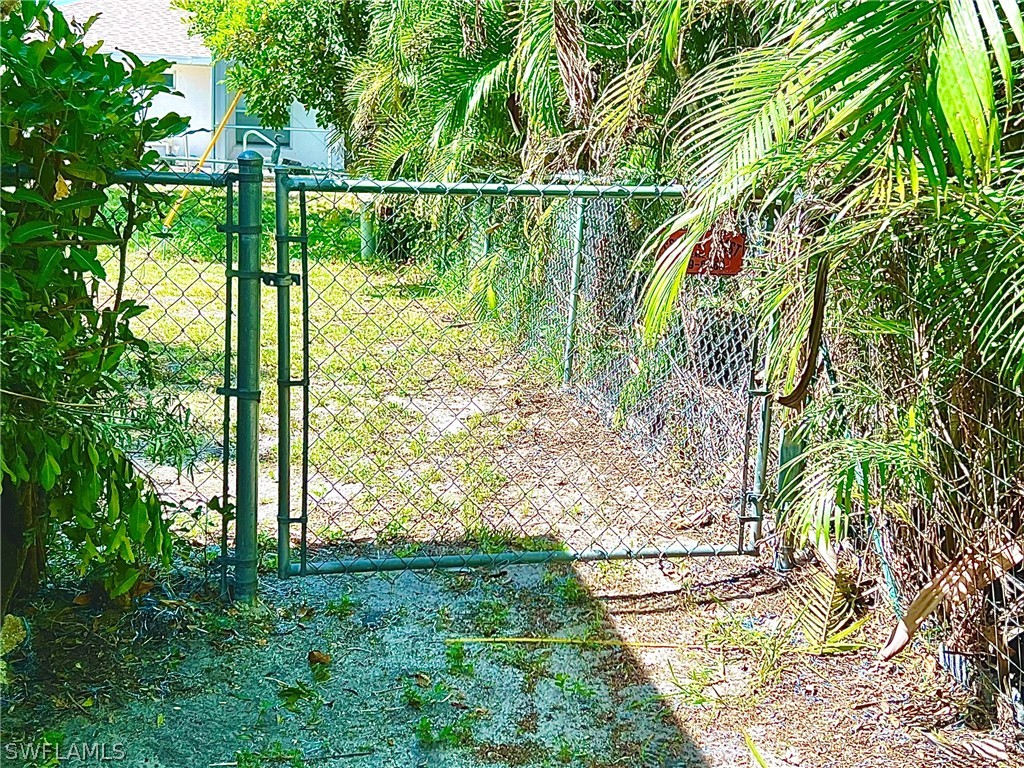 219 SE 46th Terrace Cape Coral FL 33904 224053579 image16