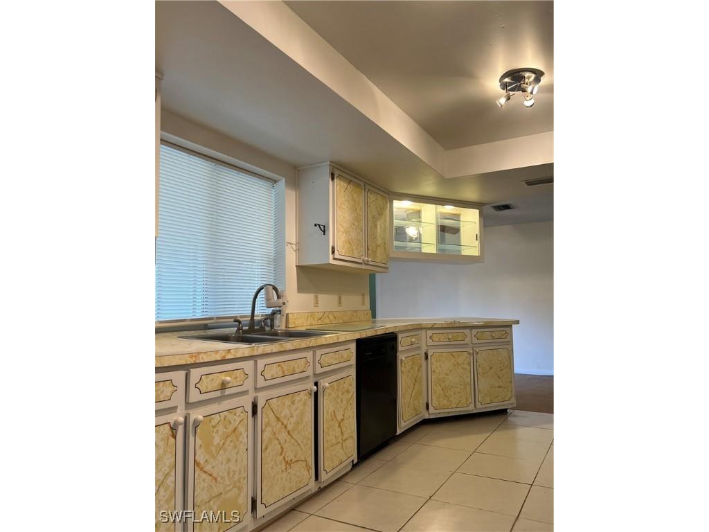 219 SE 46th Terrace Cape Coral FL 33904 224053579 image4