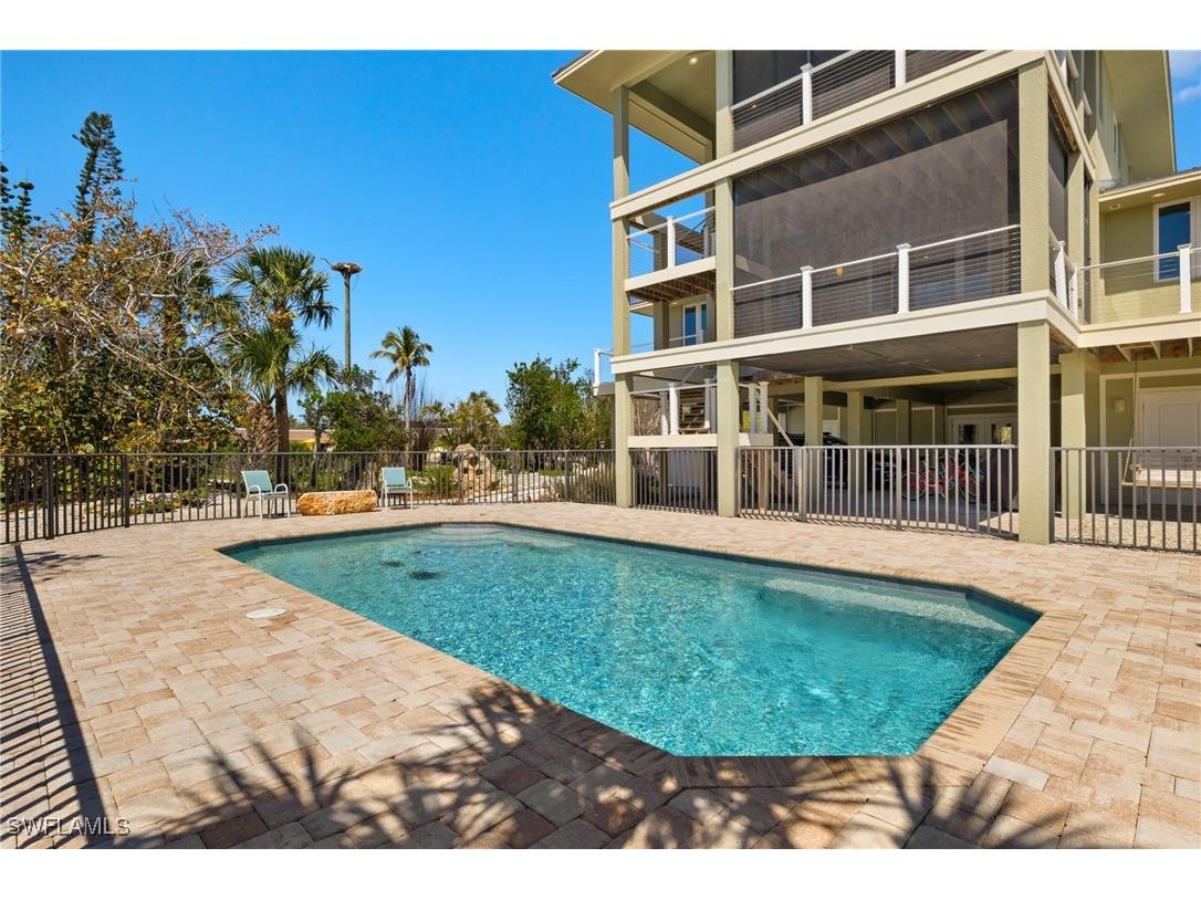 2190 Camino Del Mar Drive Sanibel FL 33957 225037092 image2