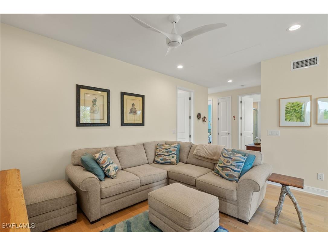 2190 Camino Del Mar Drive Sanibel FL 33957 225037092 image24