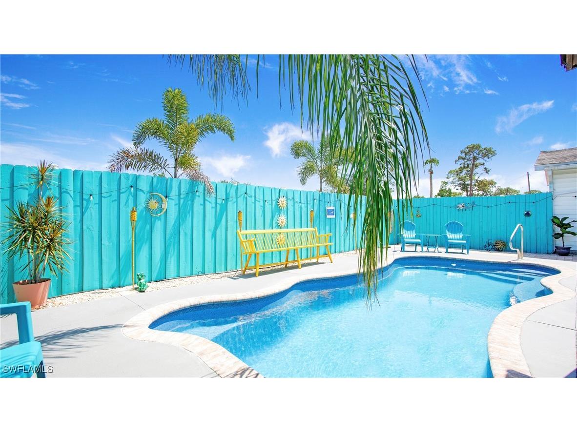 22 Illinois Road Lehigh Acres FL 33936 225032856 image1