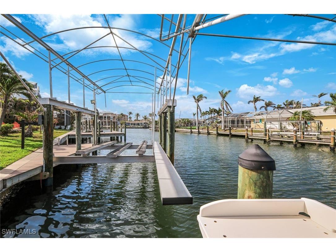 22 Palmview Boulevard Fort Myers Beach FL 33931 225036242 image40