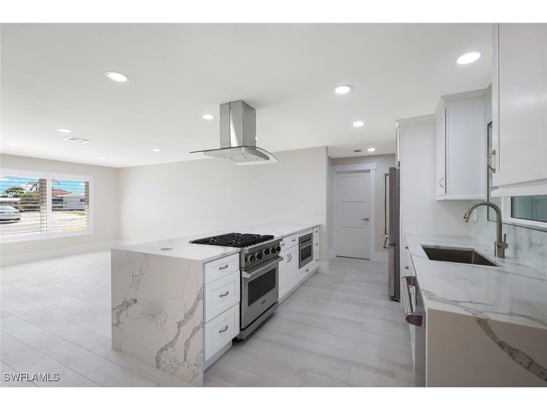 22 Palmview Boulevard Fort Myers Beach FL 33931 225036242 image9