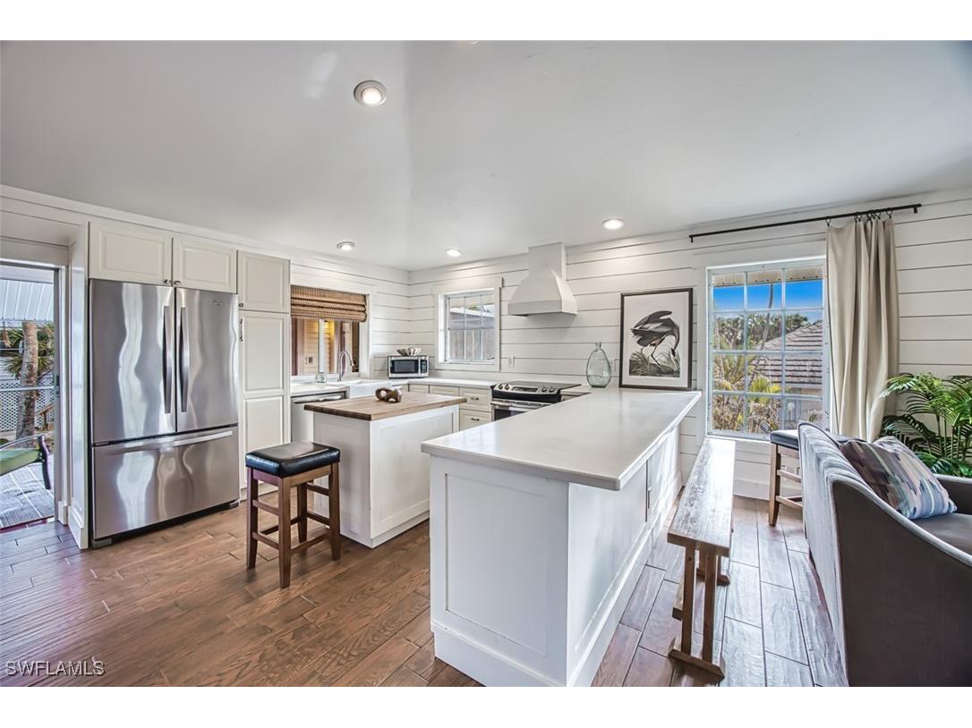 220 Palm Lake Drive Sanibel FL 33957 225008036 image4