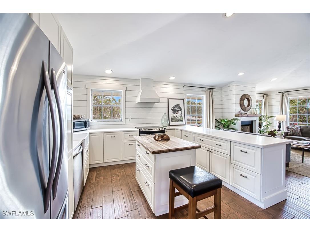 220 Palm Lake Drive Sanibel FL 33957 225008036 image6