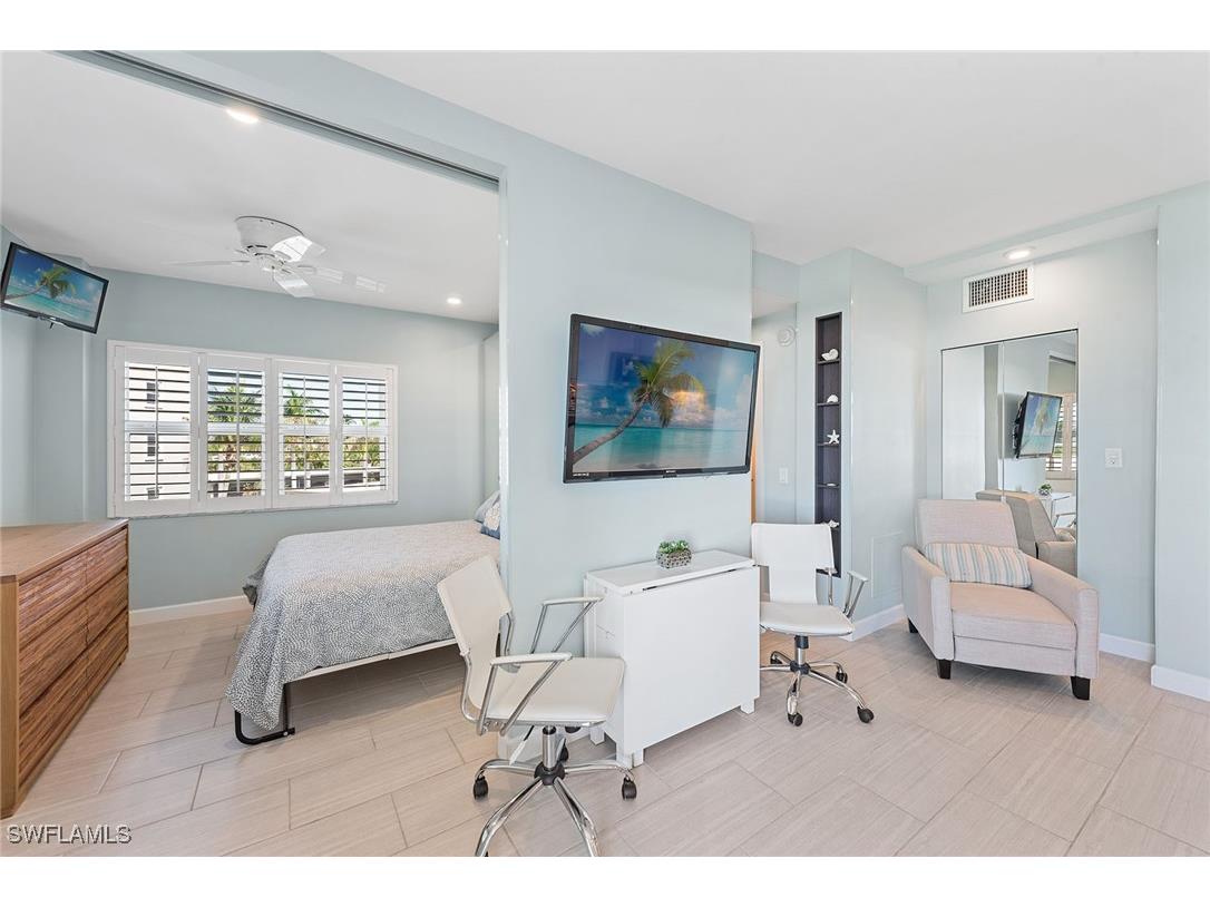 220 Seaview Court #305 Marco Island FL 34145 225027331 image12