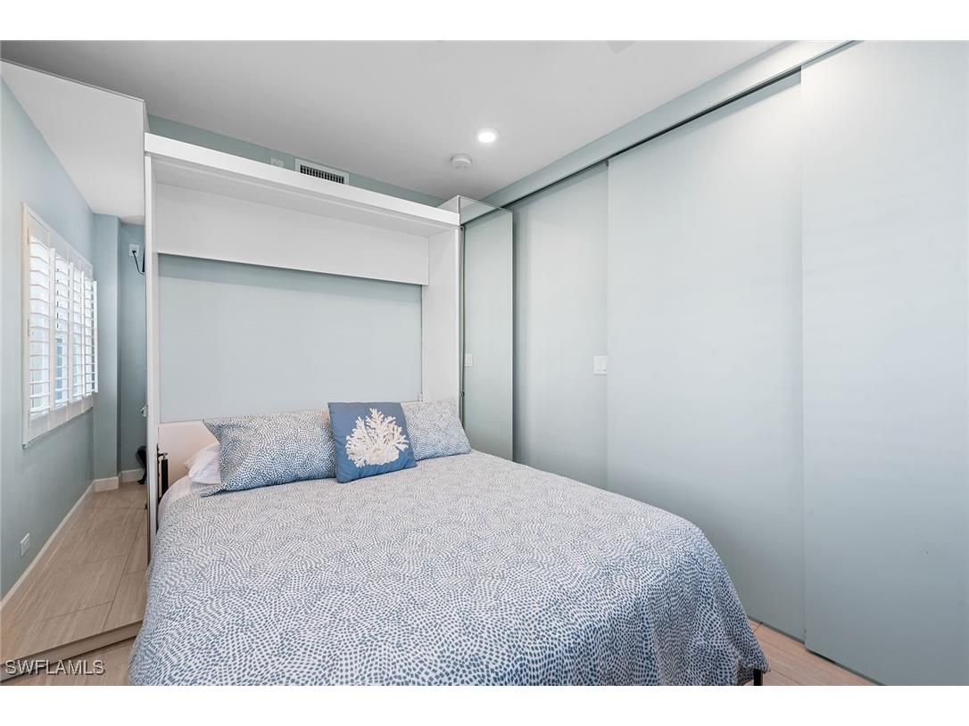 220 Seaview Court #305 Marco Island FL 34145 225027331 image15