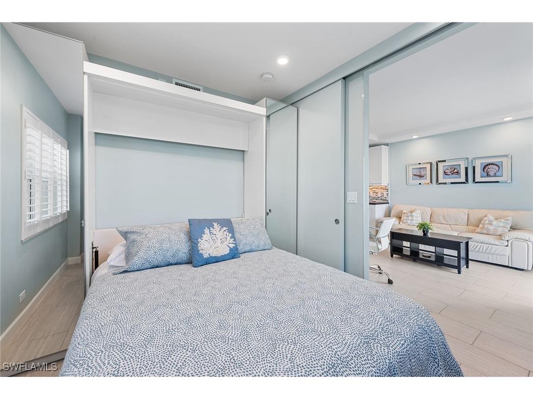 220 Seaview Court #305 Marco Island FL 34145 225027331 image16