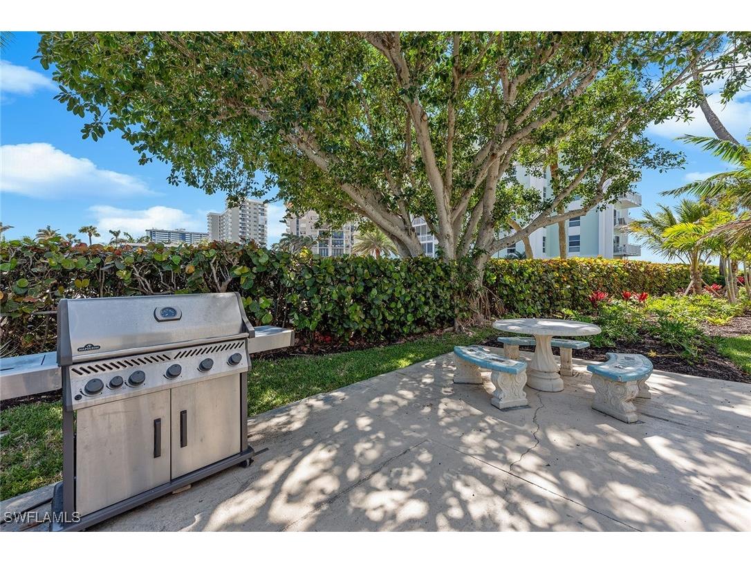 220 Seaview Court #305 Marco Island FL 34145 225027331 image27