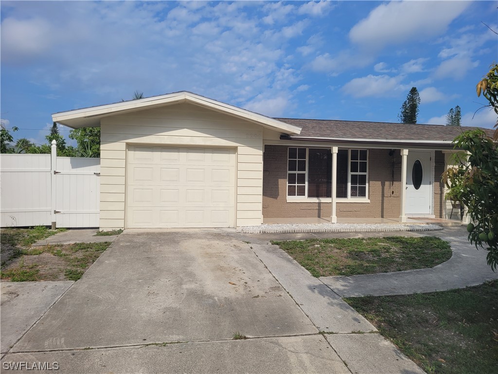 2201 43rd Lane SW Naples FL 34116 223033232 image1