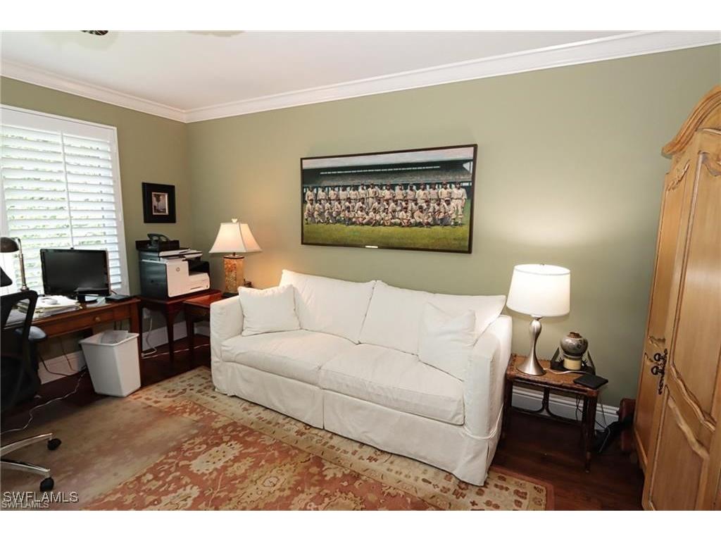 2201 Beacon Lane Naples FL 34103 225035789 image14