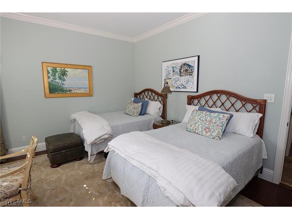 2201 Beacon Lane Naples FL 34103 225035789 image15