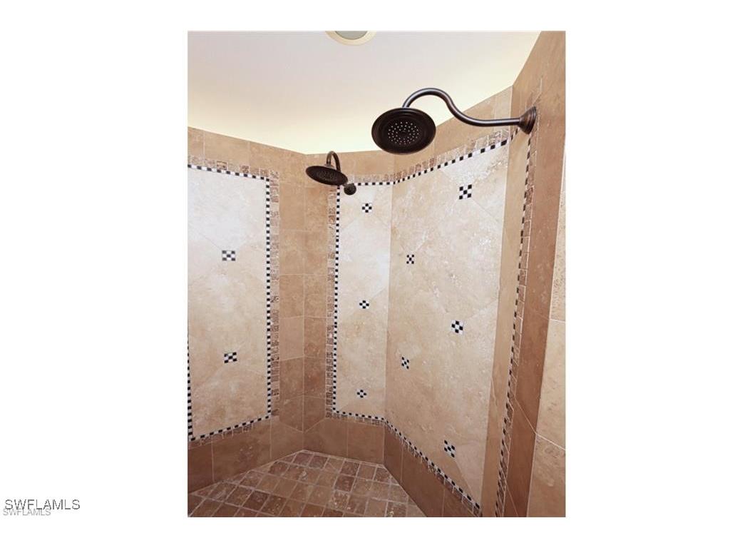 2201 Beacon Lane Naples FL 34103 225035789 image22