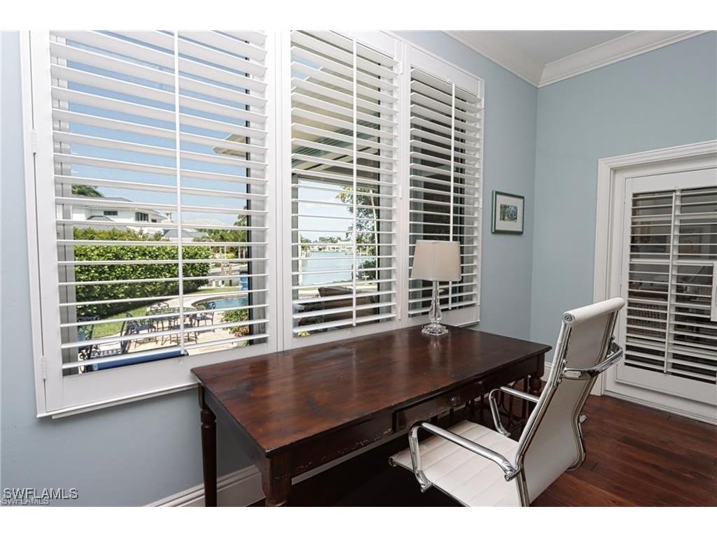 2201 Beacon Lane Naples FL 34103 225035789 image25