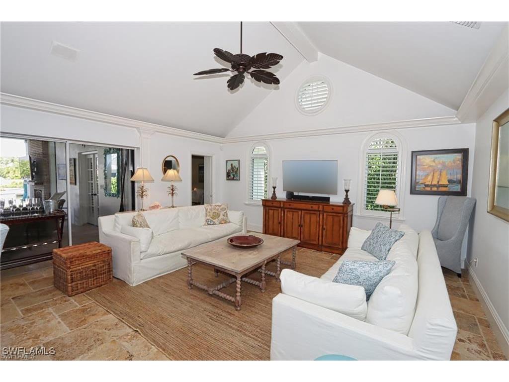 2201 Beacon Lane Naples FL 34103 225035789 image5