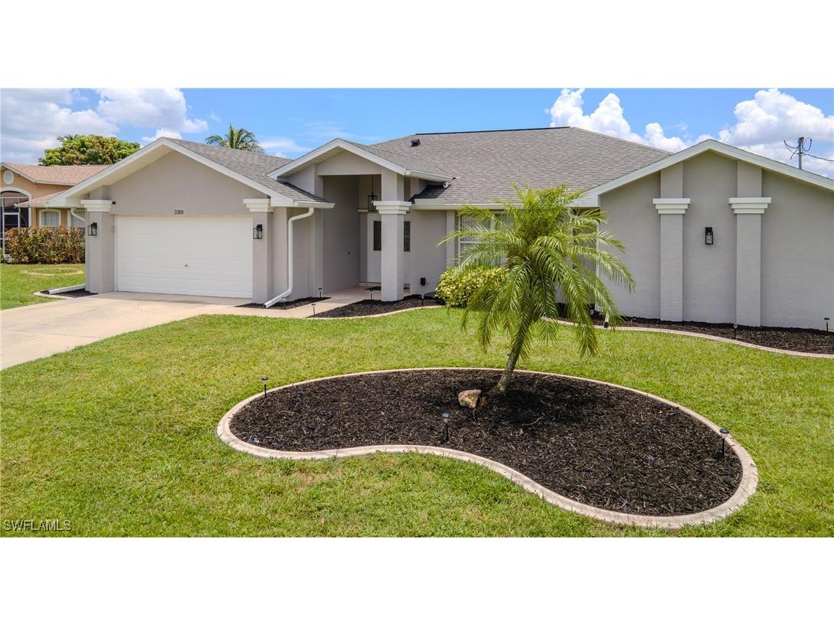 2201 SE 10th Avenue Cape Coral FL 33990 224033697 image1