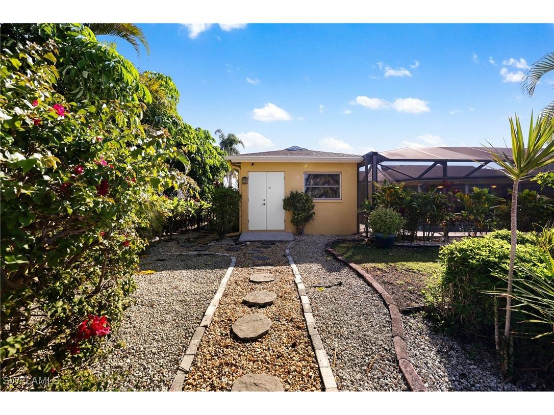 2205 Channel Way North Fort Myers FL 33917 225022323 image24