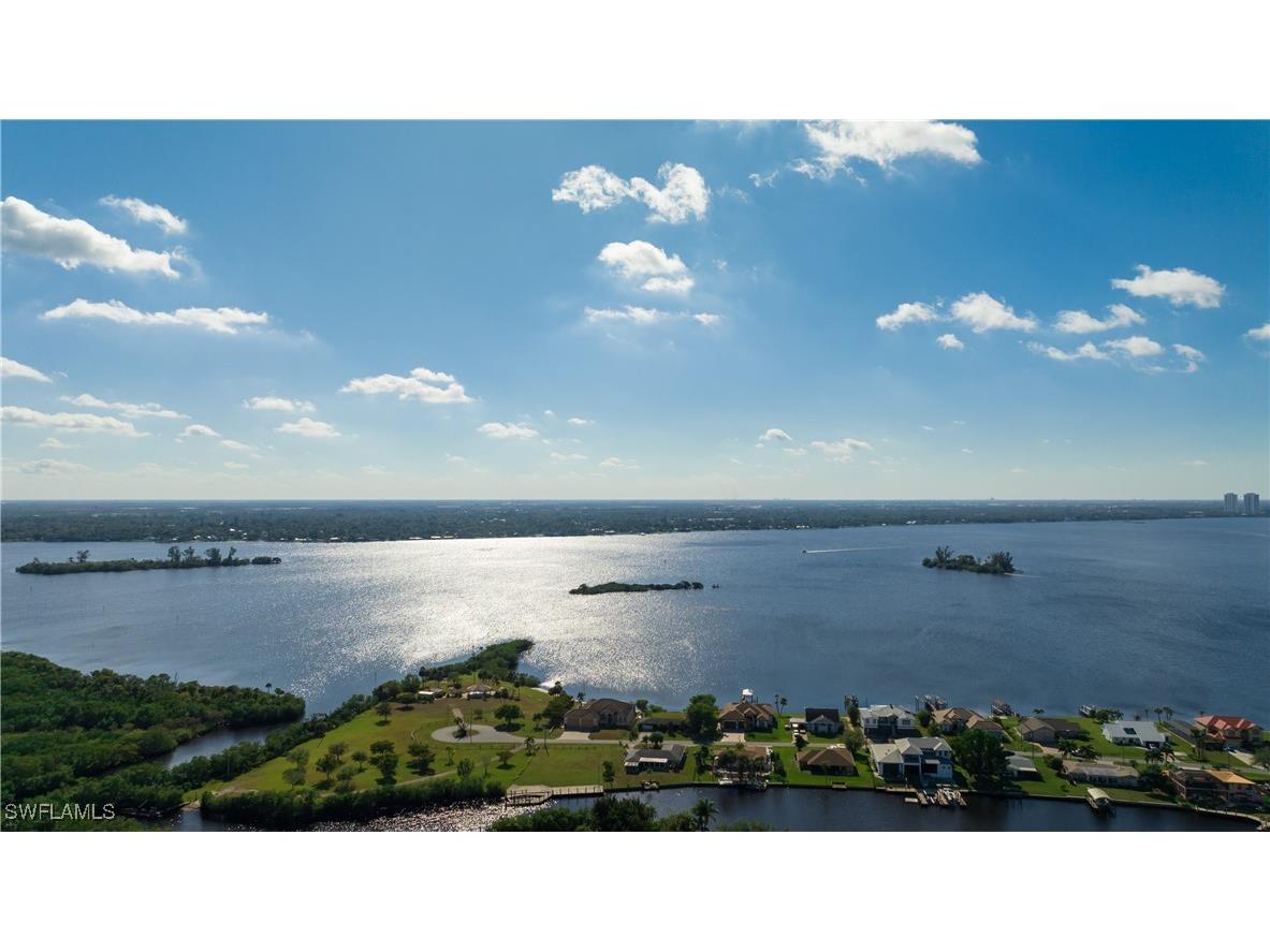 2205 Channel Way North Fort Myers FL 33917 225022323 image38