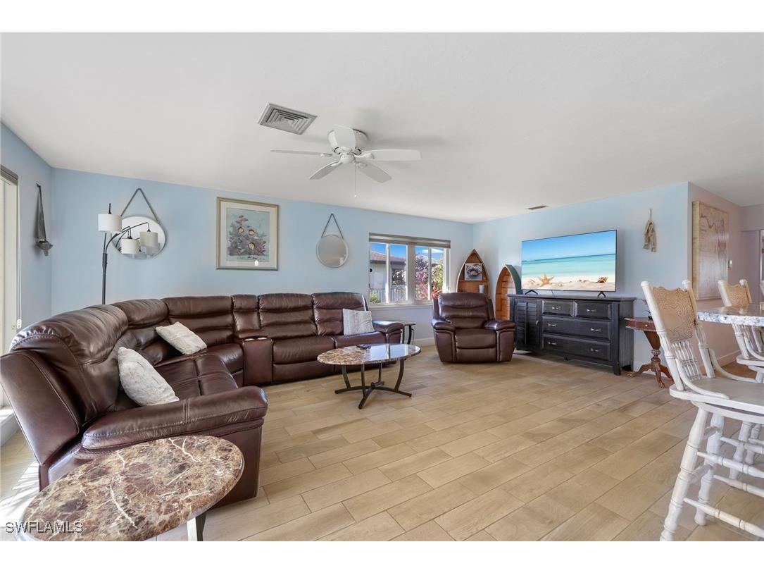 2205 Channel Way North Fort Myers FL 33917 225022323 image5