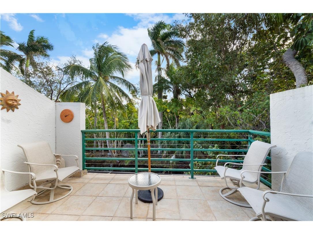 2206 Anchorage Lane #D Naples FL 34104 224104539 image19