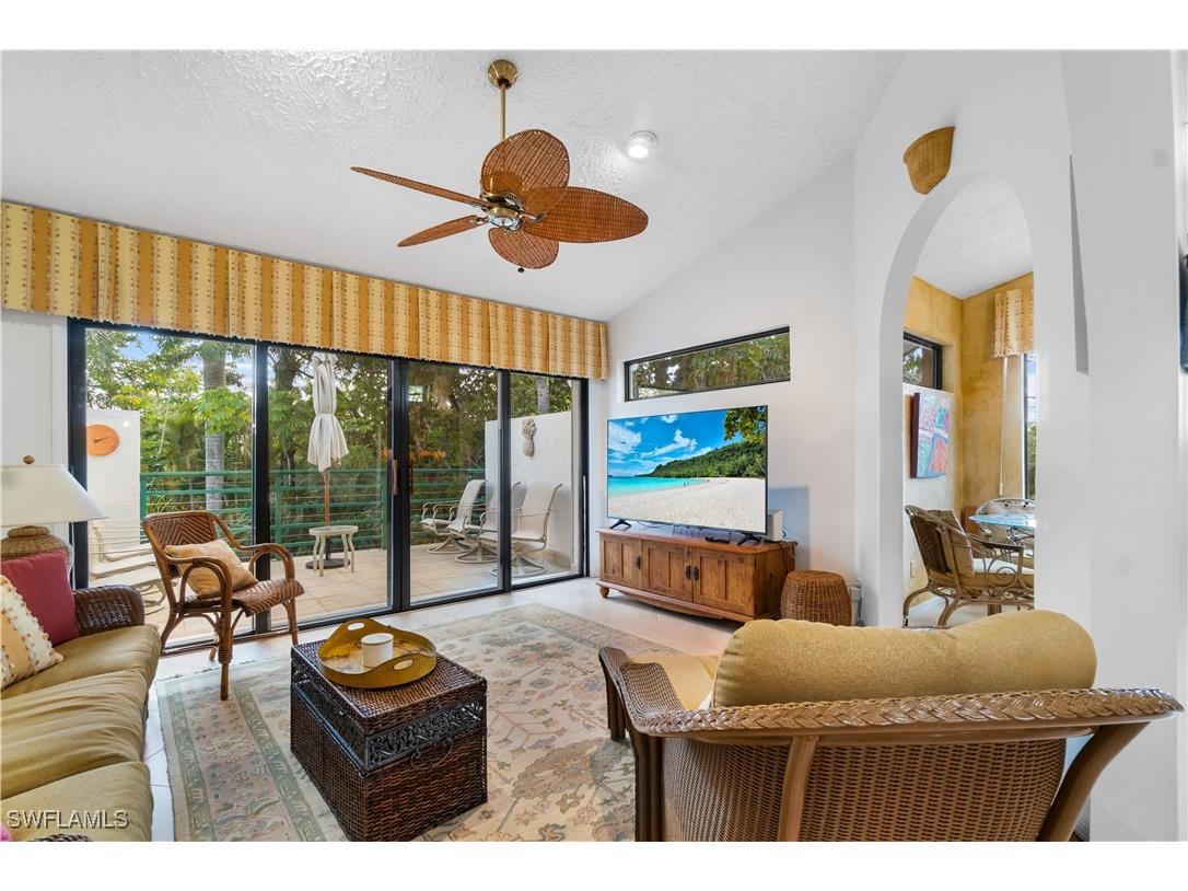 2206 Anchorage Lane #D Naples FL 34104 224104539 image4