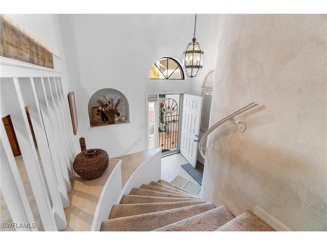 2206 Anchorage Lane #D Naples FL 34104 224104539 image6