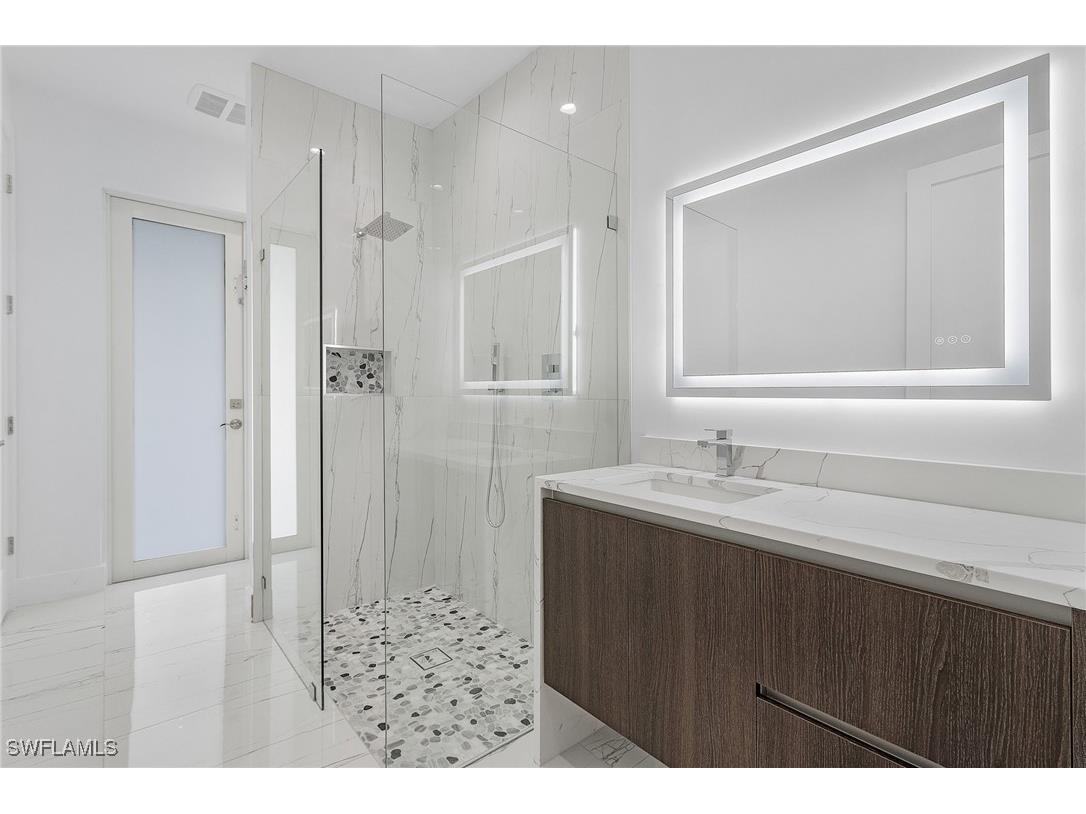 2207 SW 32nd Street Cape Coral FL 33914 224077584 image19