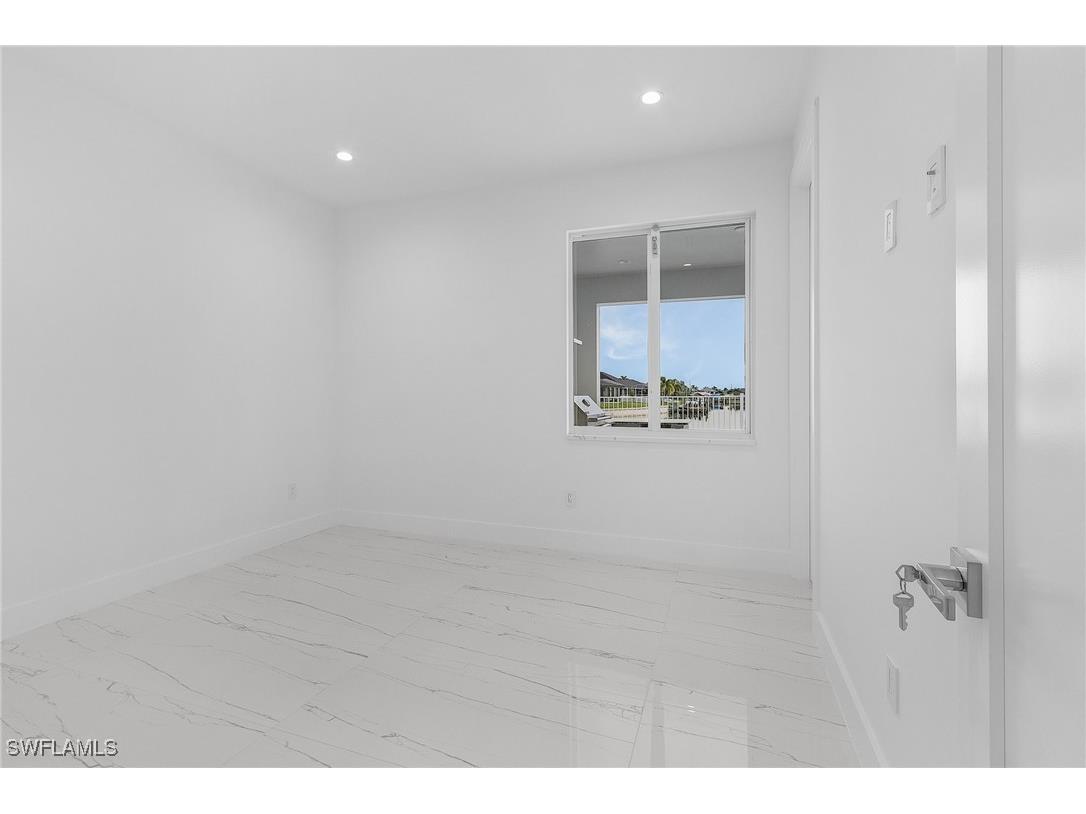 2207 SW 32nd Street Cape Coral FL 33914 224077584 image20