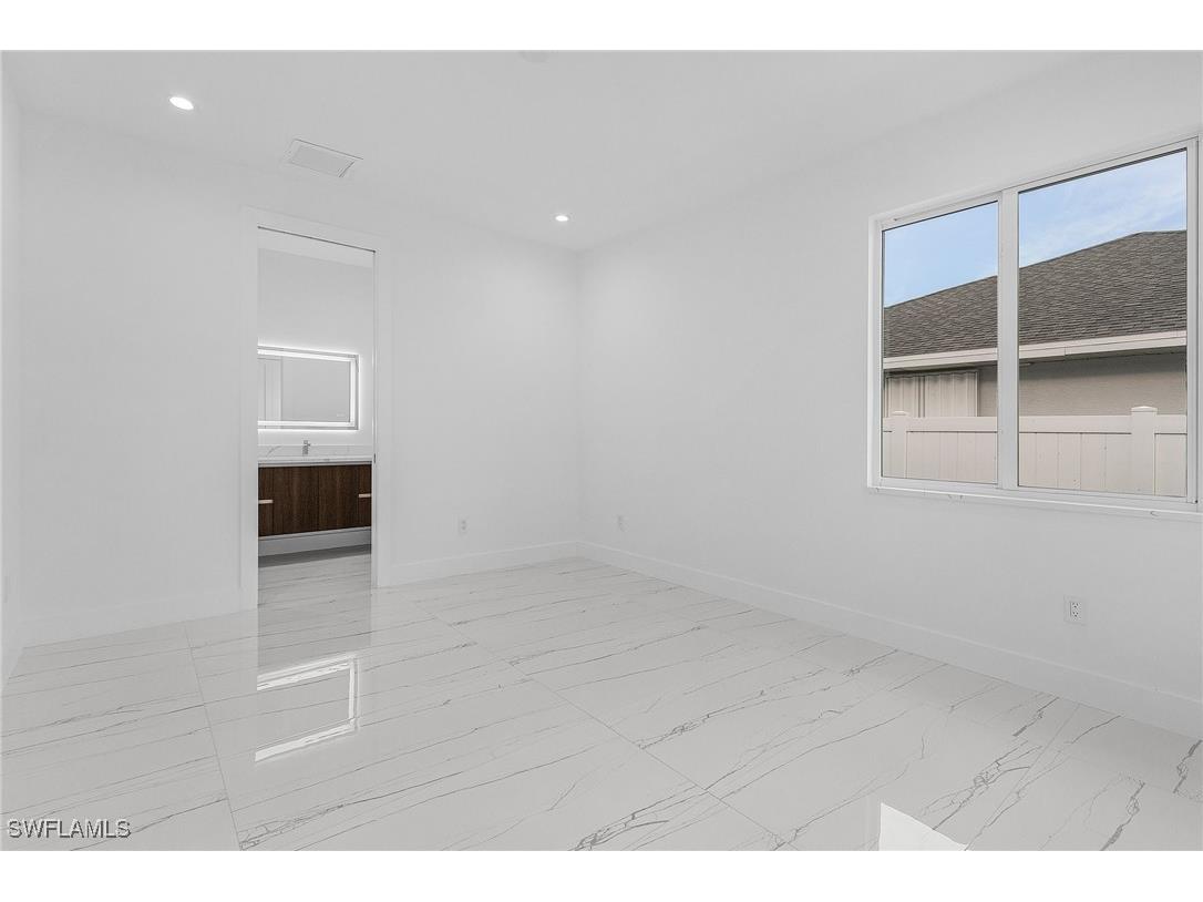 2207 SW 32nd Street Cape Coral FL 33914 224077584 image21