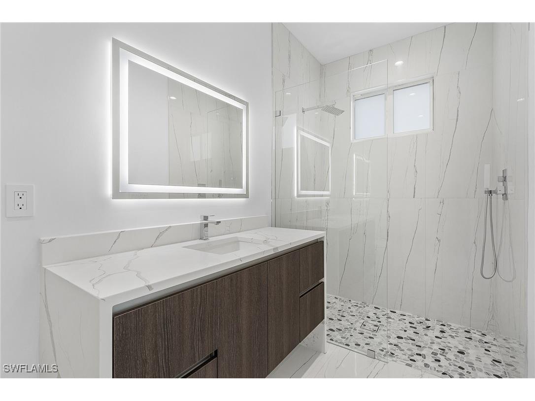 2207 SW 32nd Street Cape Coral FL 33914 224077584 image22