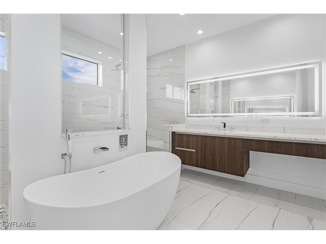 2207 SW 32nd Street Cape Coral FL 33914 224077584 image25