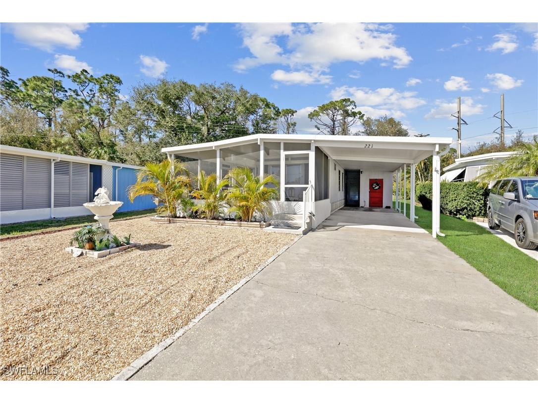221 Shrub Lane N North Fort Myers FL 33917 224077827 image1
