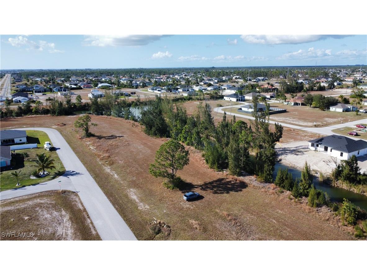 2211 NW 20th Terrace Cape Coral FL 33993 225002819 image10