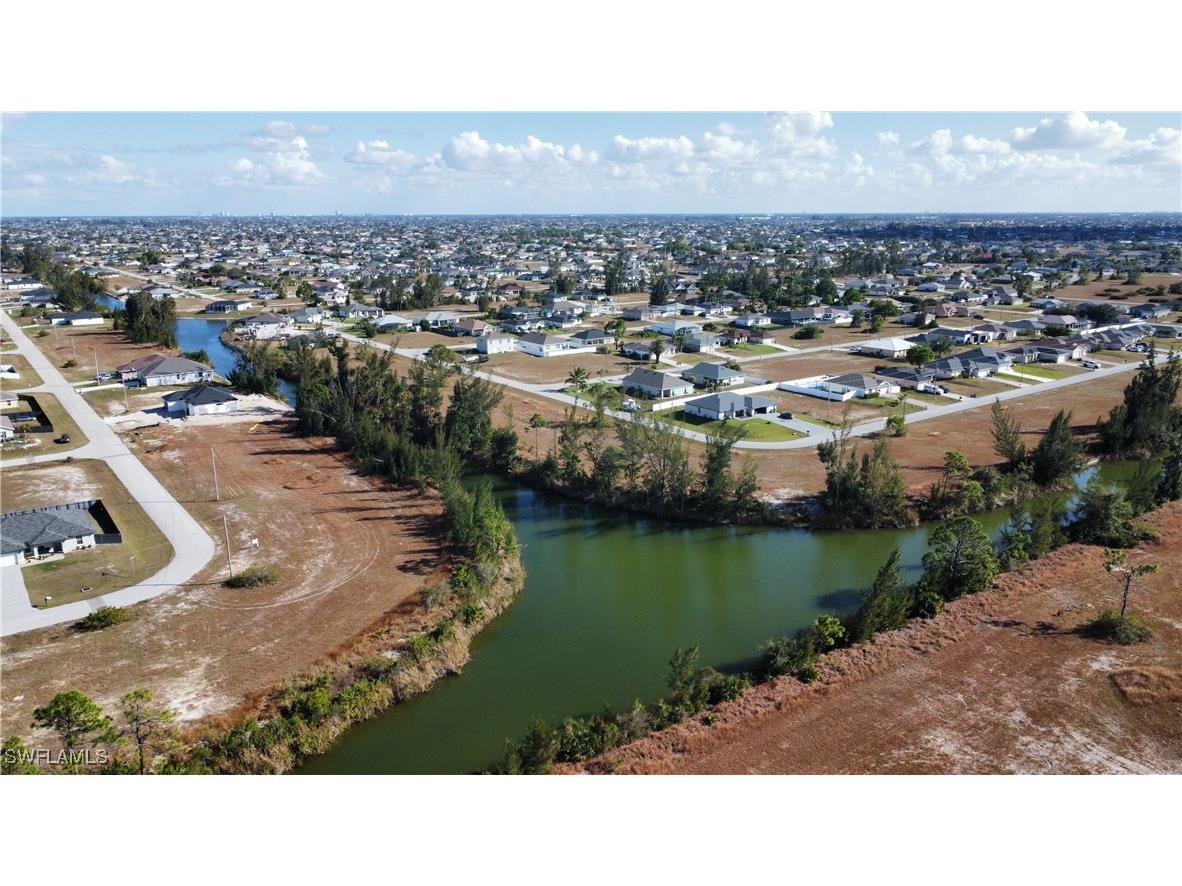 2211 NW 20th Terrace Cape Coral FL 33993 225002819 image22