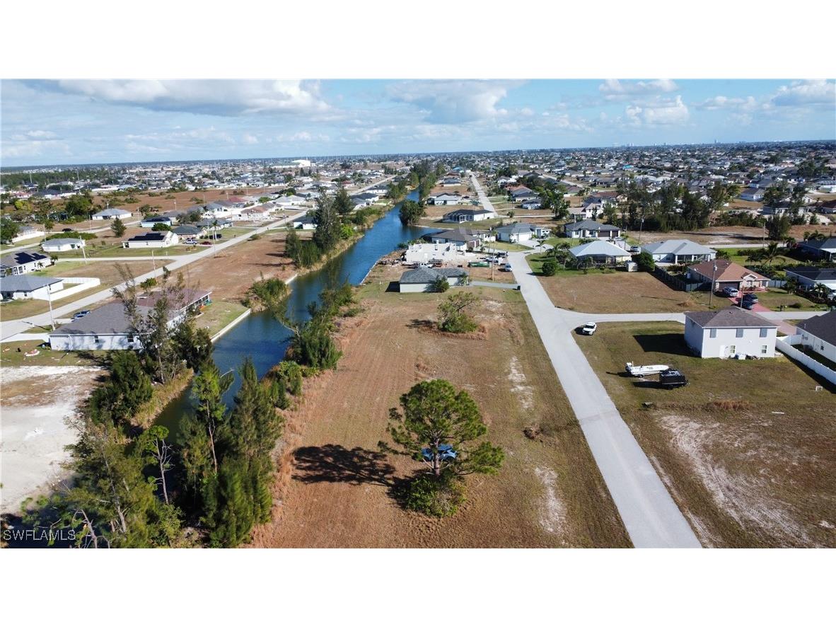 2211 NW 20th Terrace Cape Coral FL 33993 225002819 image5