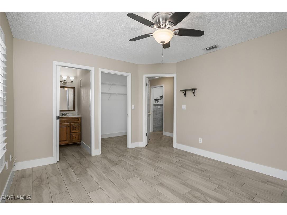 2214 Arbour Walk Circle #2022 Naples FL 34109 225053583 image10