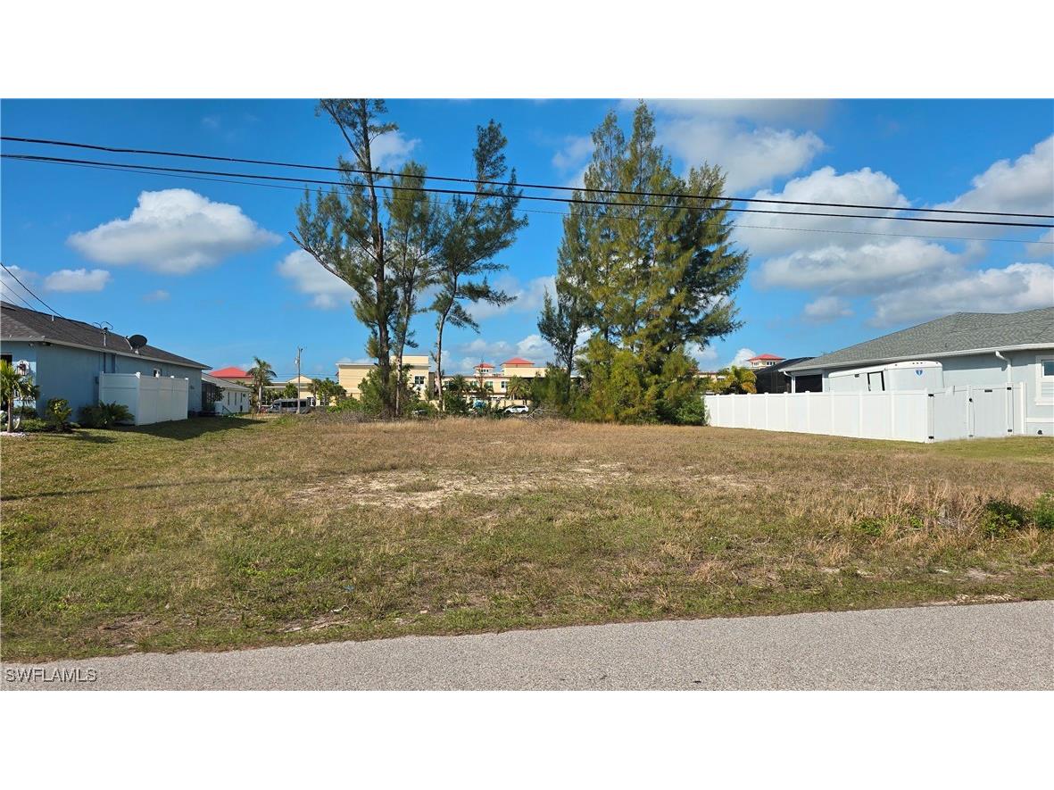 2218 SW 15th Avenue Cape Coral FL 33991 225012210 image1