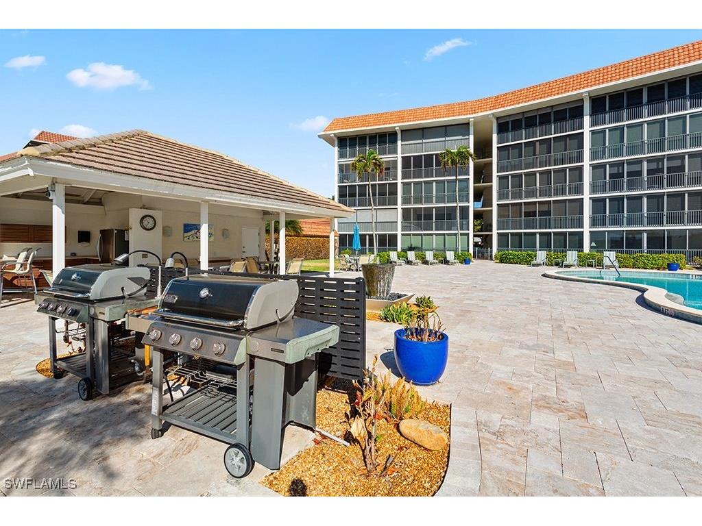222 Harbour Drive #314 Naples FL 34103 224084678 image19