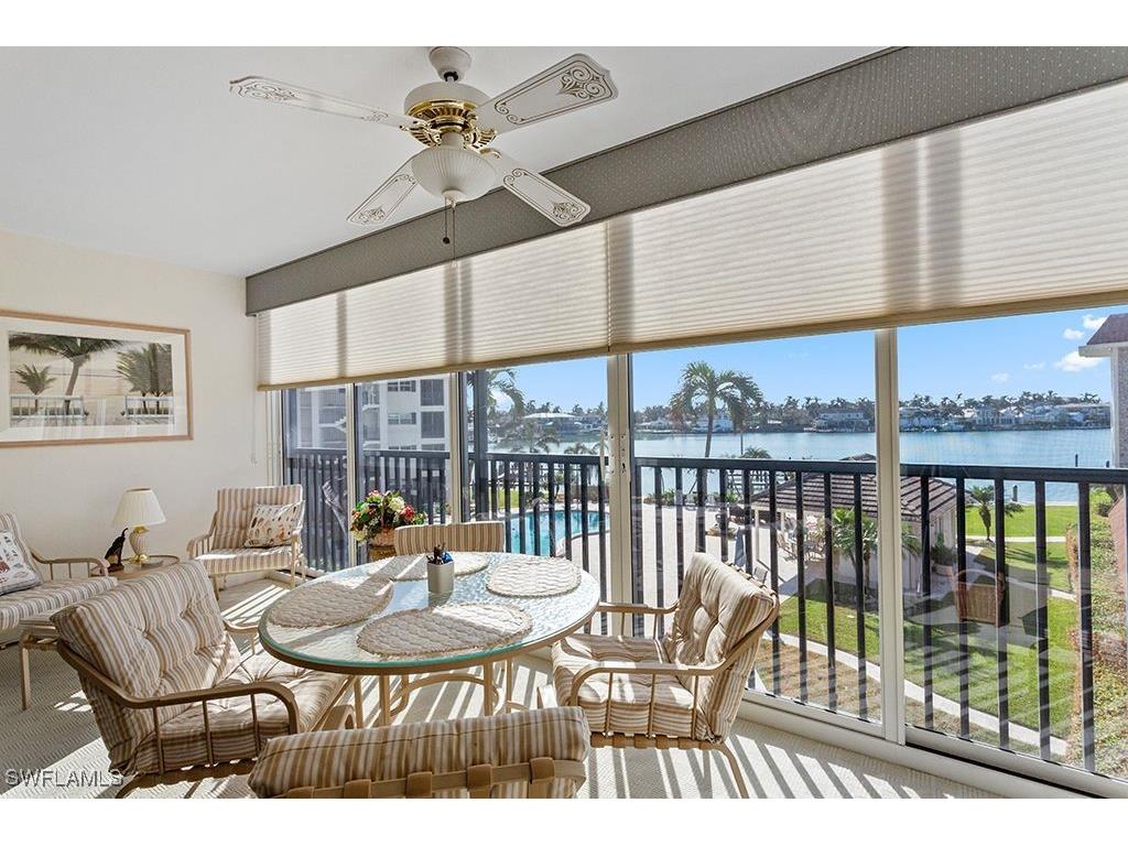 222 Harbour Drive #314 Naples FL 34103 224084678 image4