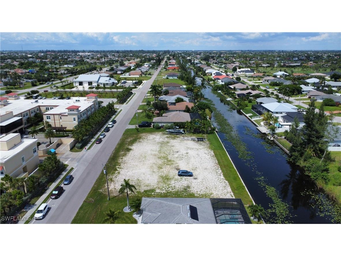 2227 SW 15th Place Cape Coral FL 33991 224079446 image1