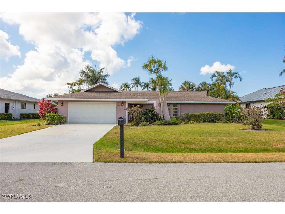 2232 Longboat Drive Naples FL 34104 225044584 image32