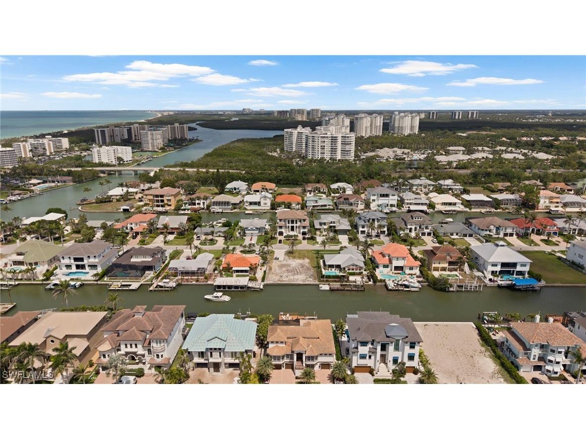 224 Heron Avenue Naples FL 34108 225034918 image9