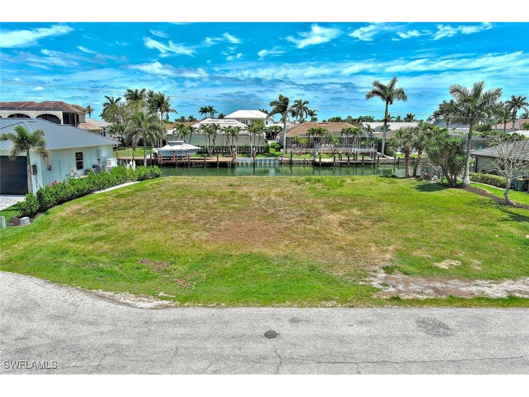 225 Geranium Court Marco Island FL 34145 225040070 image6