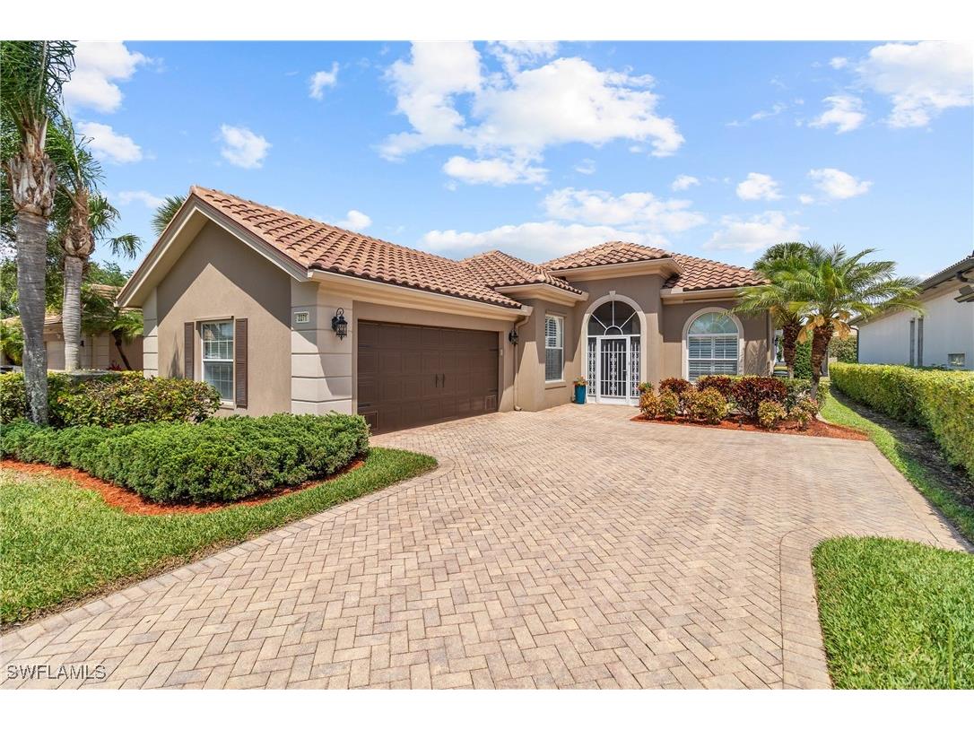 2271 Heydon Circle W Naples FL 34120 225040319 image1
