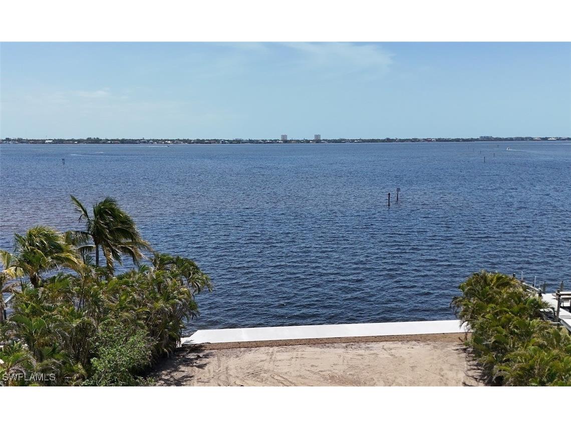 228 Bayshore Drive Cape Coral FL 33904 225037336 image1