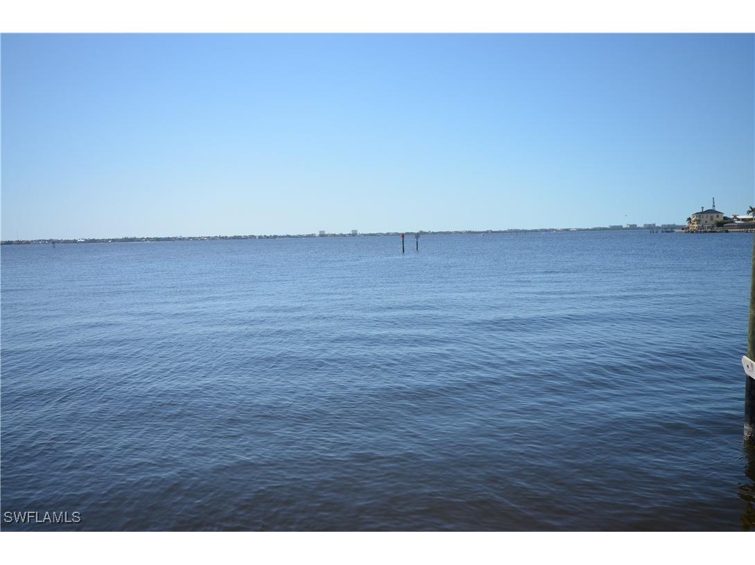 228 Bayshore Drive Cape Coral FL 33904 225037336 image18