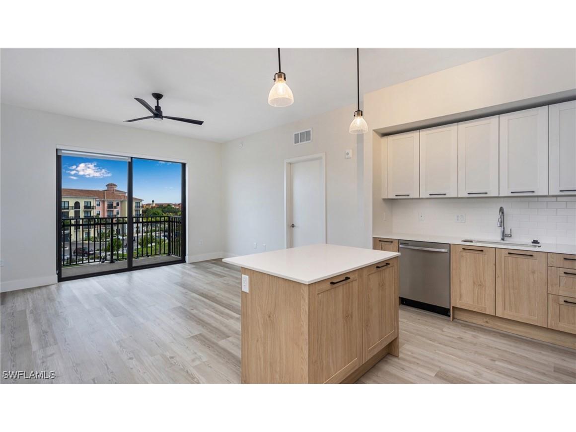 22980 Vista Edera Circle #4-315 Estero FL 33928 225053430 image1