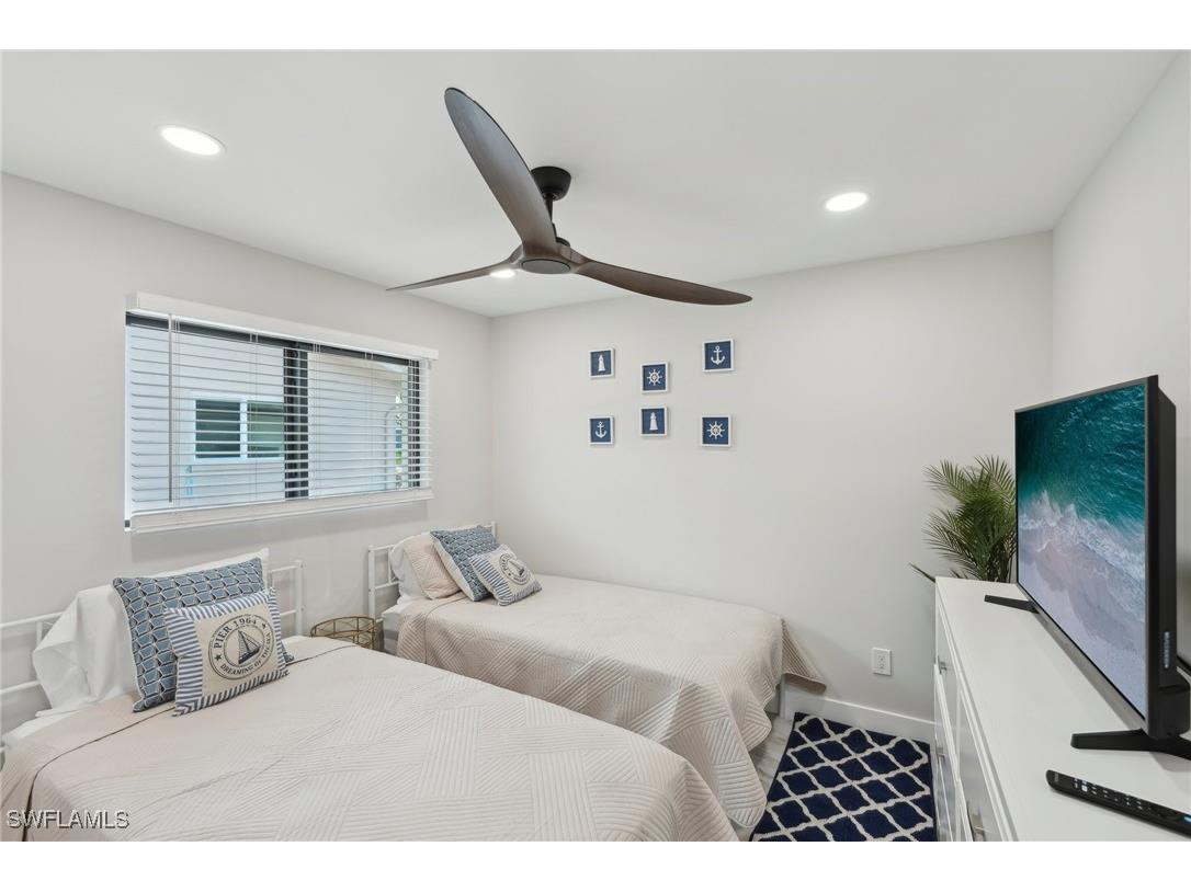 23 Fairview Boulevard Fort Myers Beach FL 33931 225049237 image18